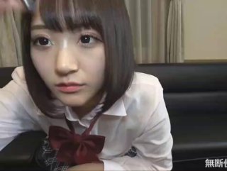 金发大学女孩在高清视频中被大黑屌操